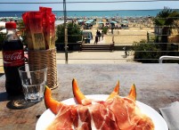pranzo in riva al mare lignano sabbiadoro